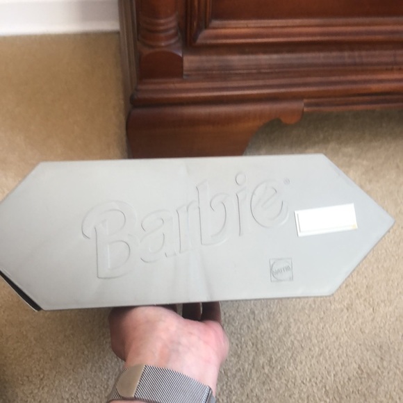 Barbie Millenium Princess - Picture 10 of 15